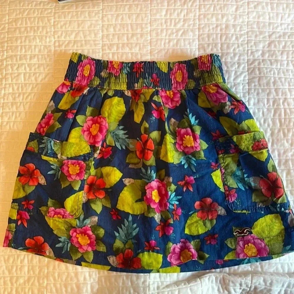 Hollister Hawaiian print skirt size S
